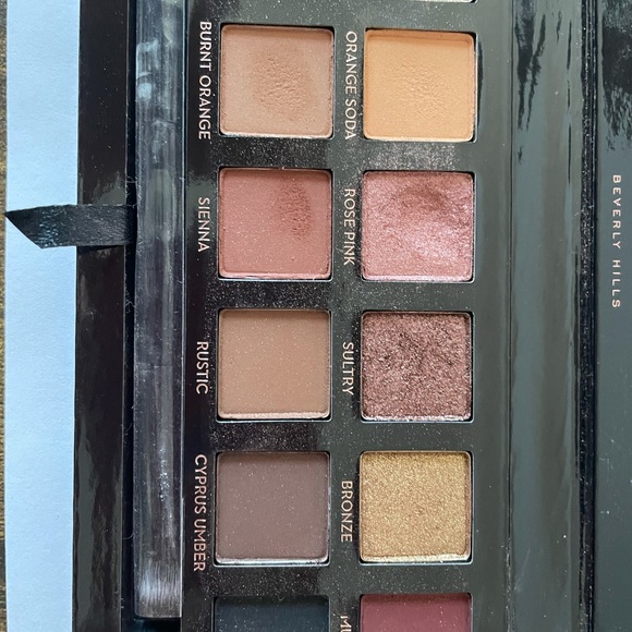 Anastasia Beverly Hills Palette - Picture 4 of 5